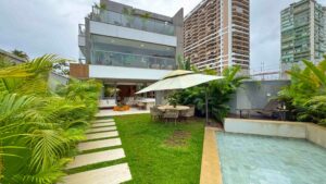 Claris Casa e Clube