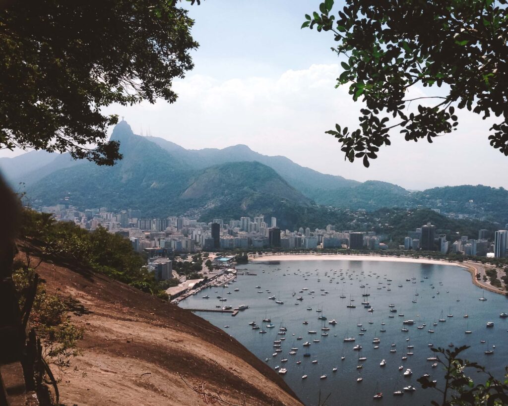 Apartamentos da FATO em Construção Na Rua São Clemente Botafogo