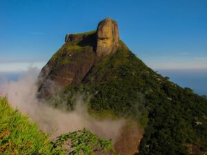 Quem é a Construtora no N 208 Gávea histórico da Performance