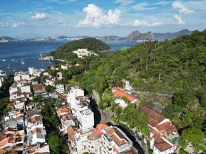 Apartamentos Novos em Lançamento em frente ao Parque Guinle RJ